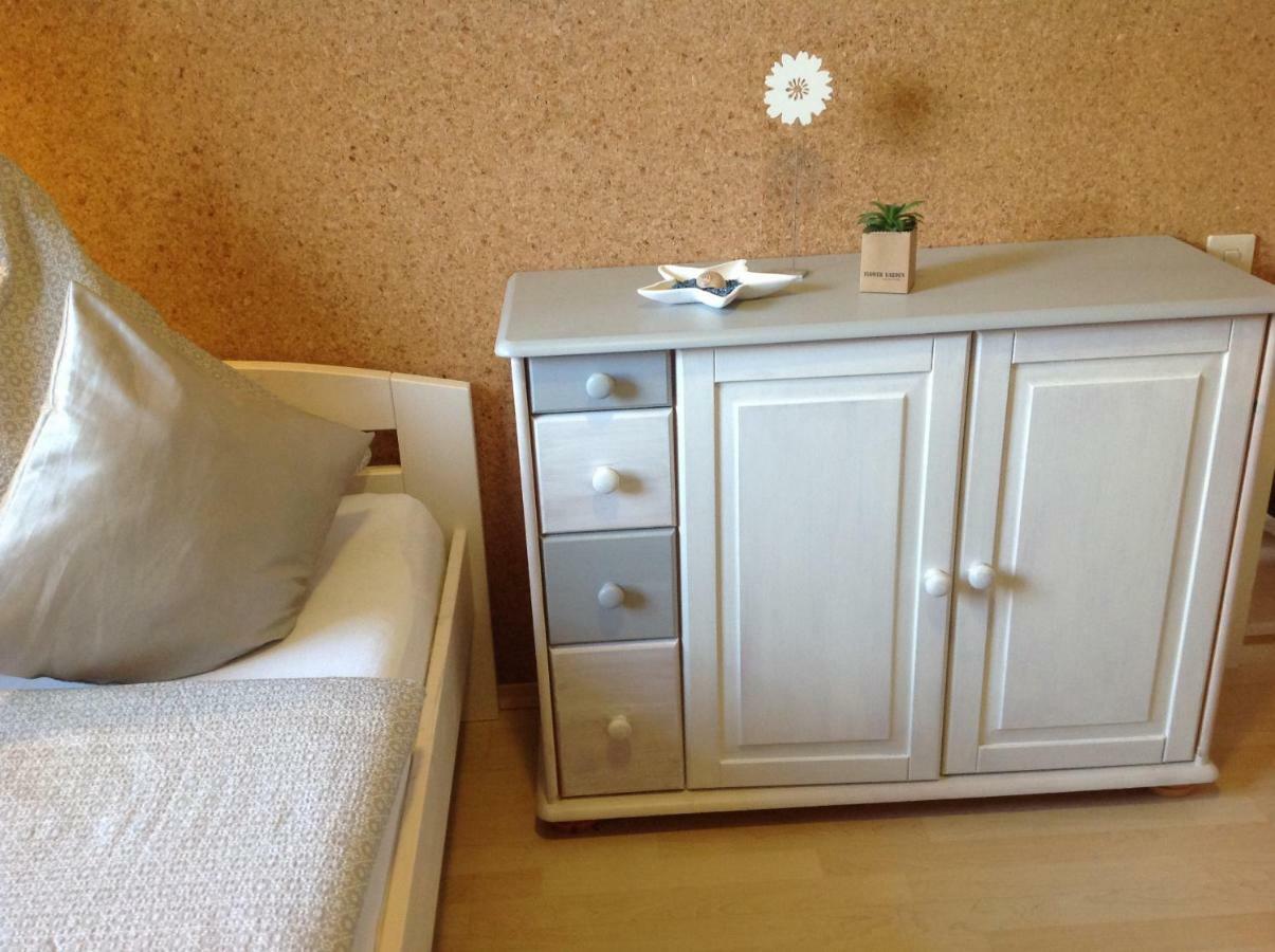 Annas Landhaus - Steuerbord Appartamento Schillig Esterno foto